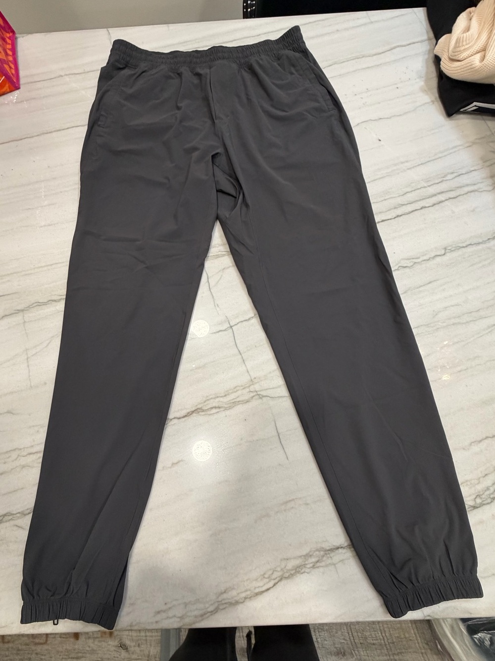 lululemon athletica Men's Dark Gray Jogger Pants